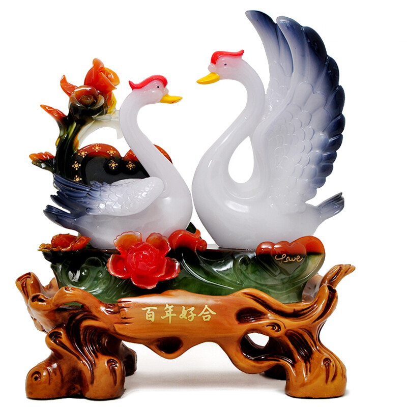 百年好合天鹅摆件 时尚与寓意兼具的结婚好礼